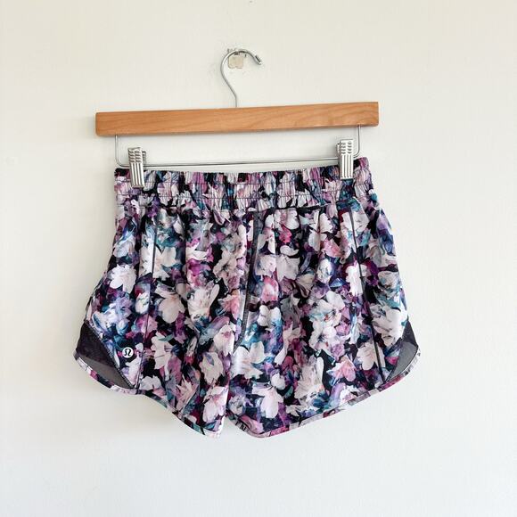 Lululemon Hotty Hot II *2.5" Shorts Utopia Multi / Deep Phantom 6 - Picture 2 of 6